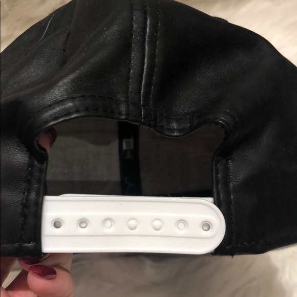 Toronto cap - Picture 4 of 4